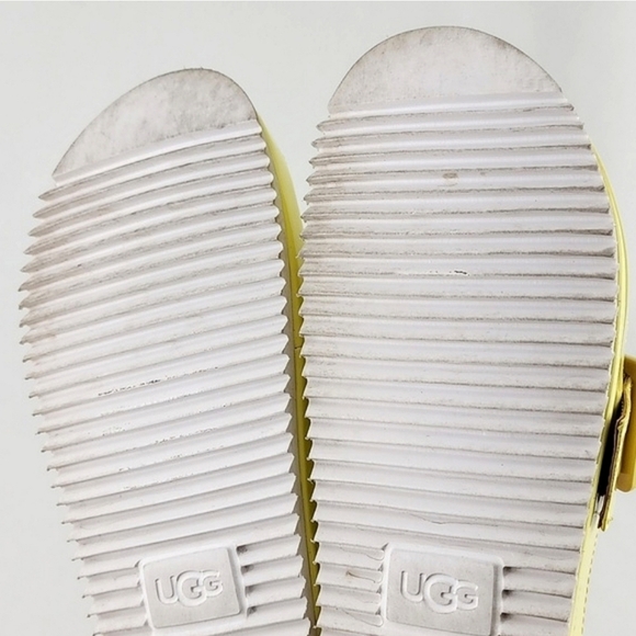 UGG Cooper Margarita Women Treadlite Yellow Leather Slide On Buckles Sandals Sz6 - Picture 11 of 13